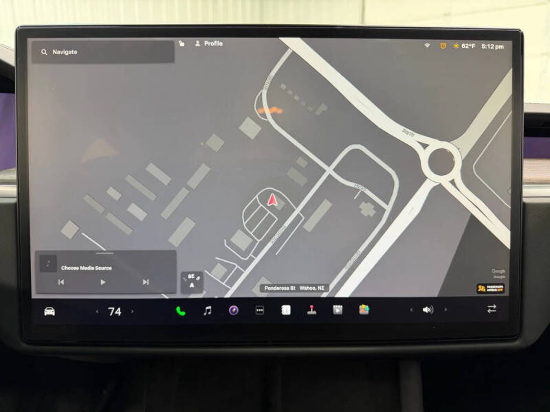 2023 Tesla Model X Standard Range