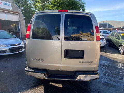 2004 Chevrolet Express 1500