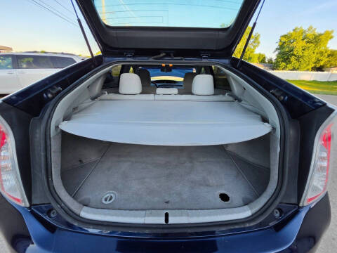 2012 Toyota Prius Two