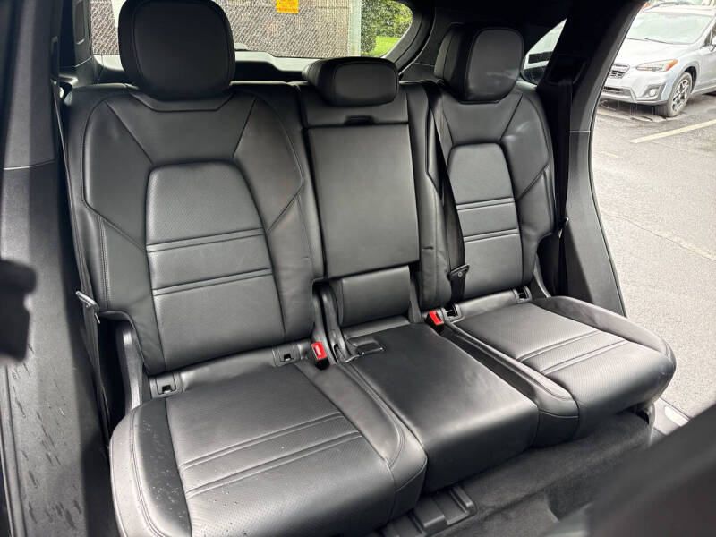 2020 Porsche Cayenne E-Hybrid