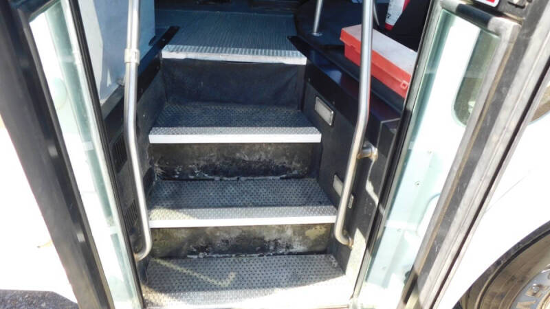 2013 Freightliner B2 Chassis