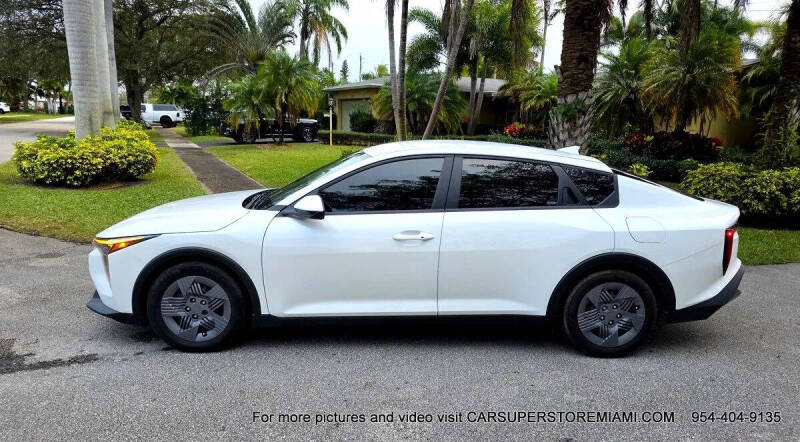 2025 Kia K4
