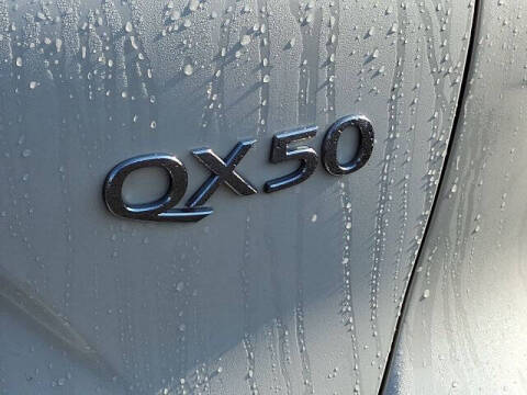 2019 Infiniti QX50 Essential