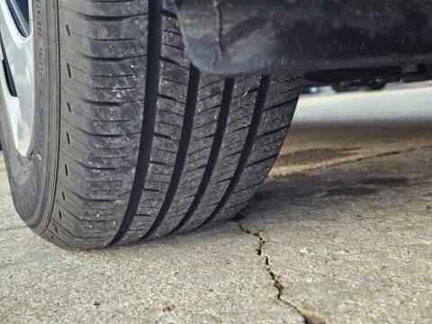 2014 Toyota Prius Three