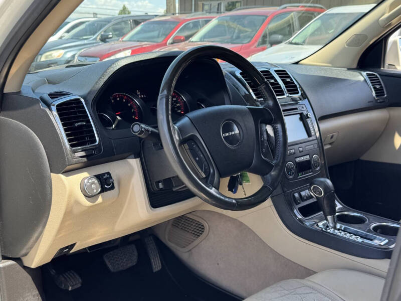 2011 GMC Acadia Denali