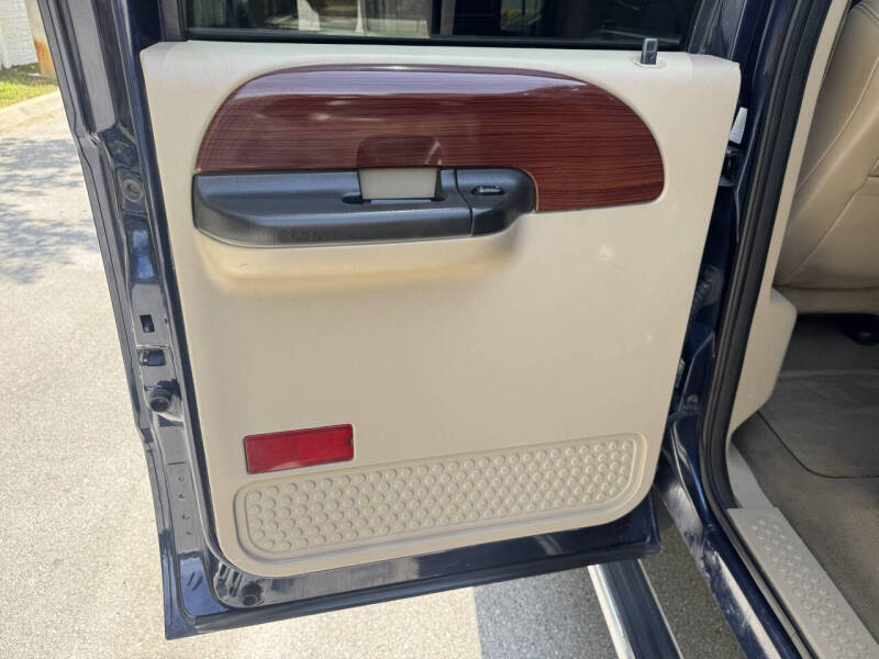 2005 Ford F-250 Super Duty Lariat