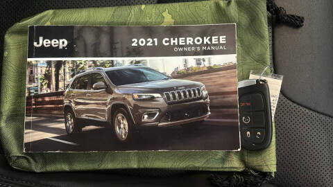 2021 Jeep Cherokee Latitude Lux