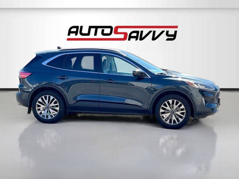 2022 Ford Escape Titanium