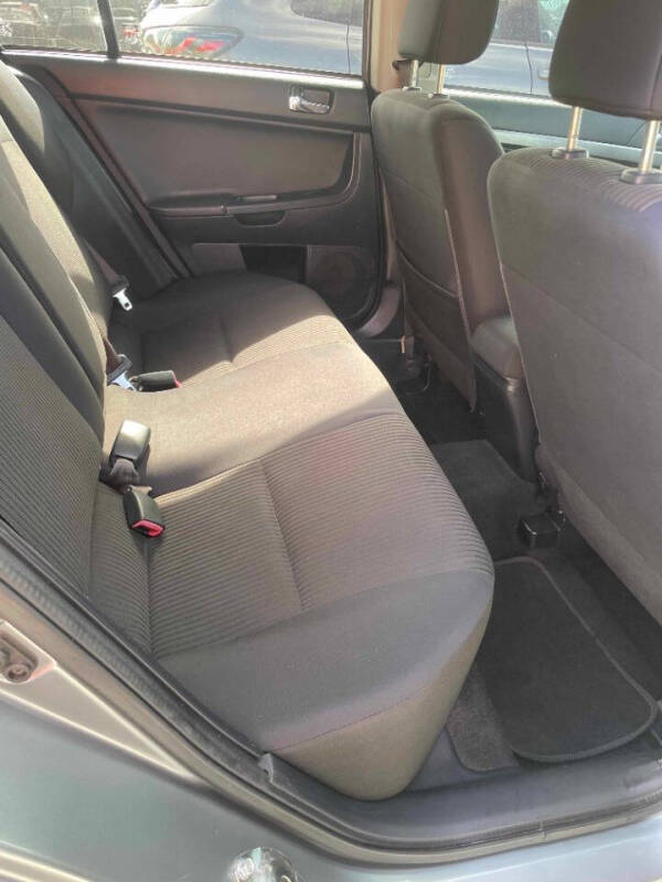 2015 Mitsubishi Lancer SE