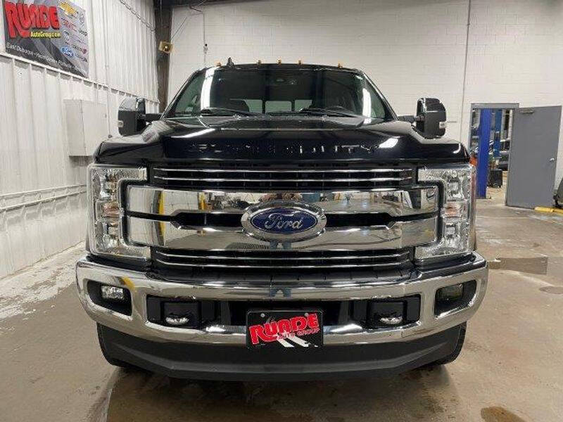 Used 2019 Ford F-250 Super Duty Lariat with VIN 1FT7W2B66KEE72297 for sale in Hazel Green, WI