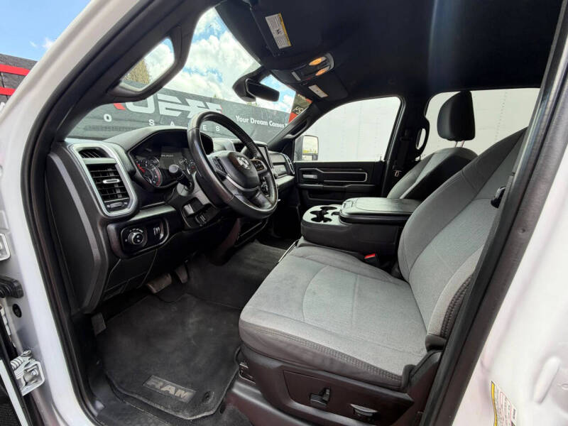 2024 RAM 2500