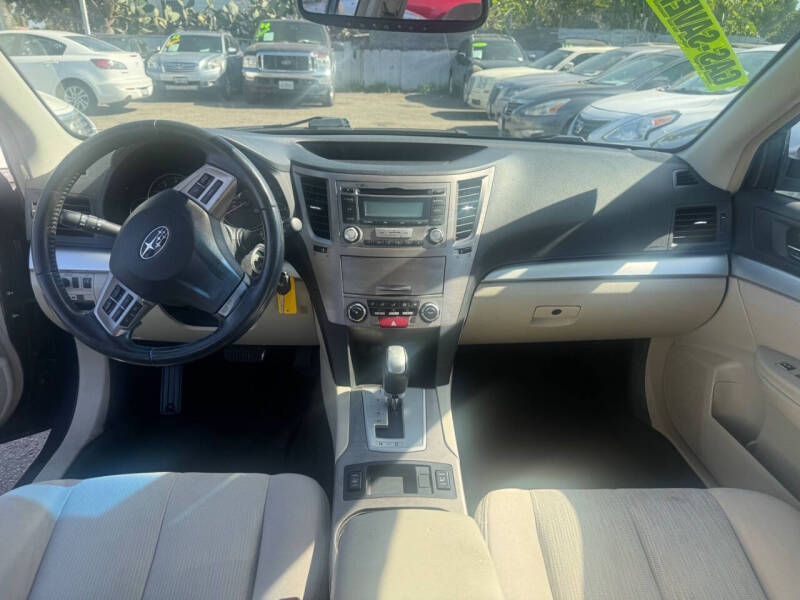 2013 Subaru Outback 2.5i Premium