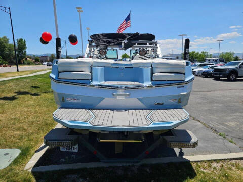 2022 MasterCraft XT24