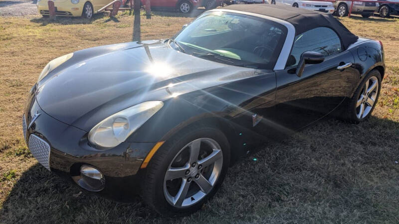 2006 Pontiac Solstice for sale at Cash Car Outlet in Mckinney TX