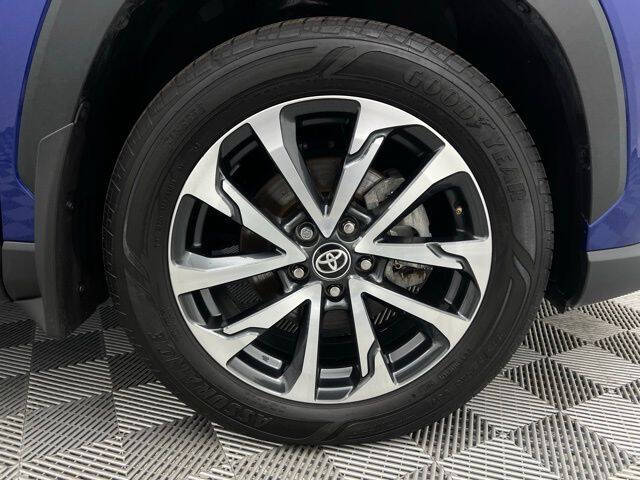 2024 Toyota Corolla Cross XLE