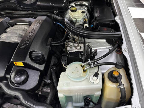 1999 Mercedes-Benz E-Class E 320