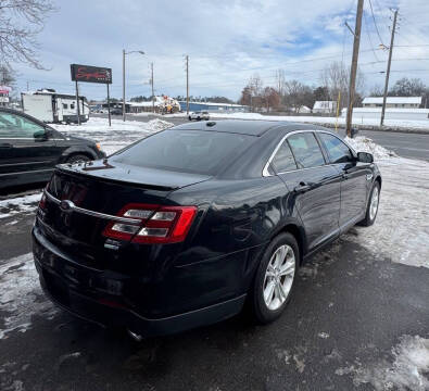 2014 Ford Taurus SEL