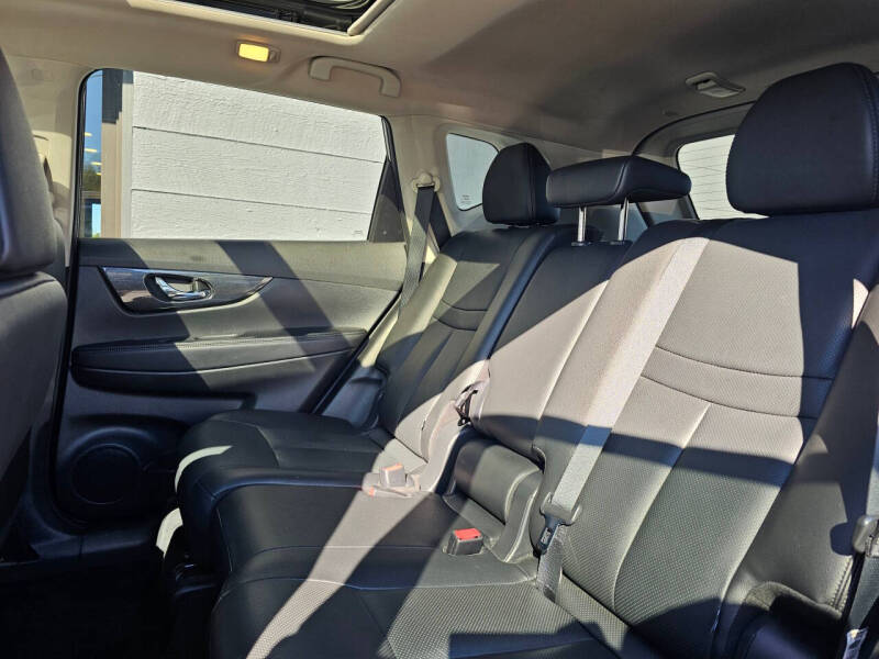 2016 Nissan Rogue SL