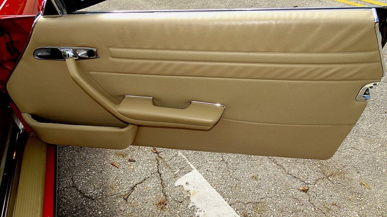 1985 Mercedes-Benz 380-Class 26