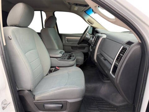 2017 RAM 1500 SLT