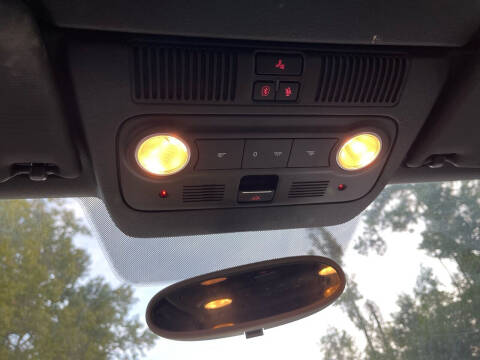 2013 Volkswagen Beetle Convertible 2.5L