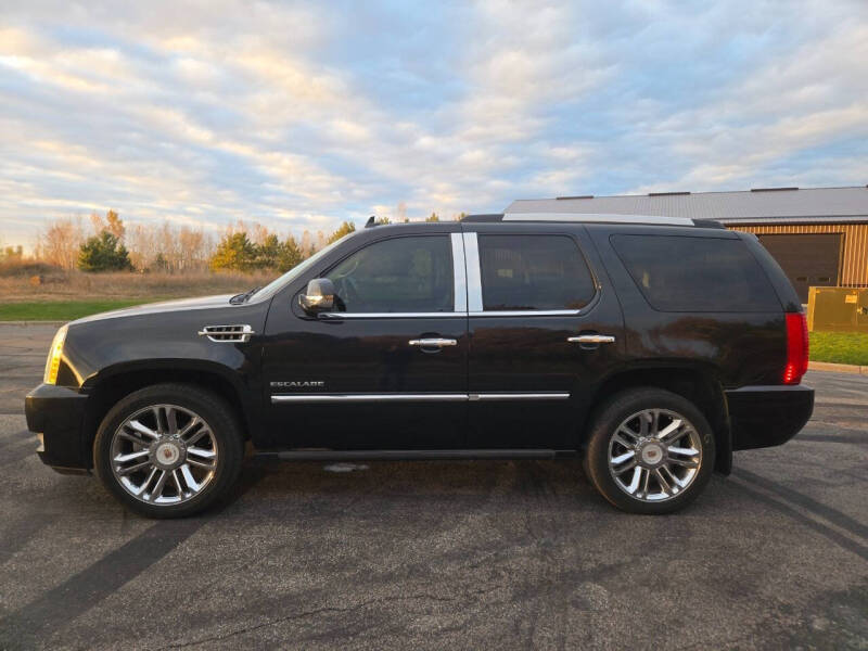 2013 Cadillac Escalade Platinum Edition