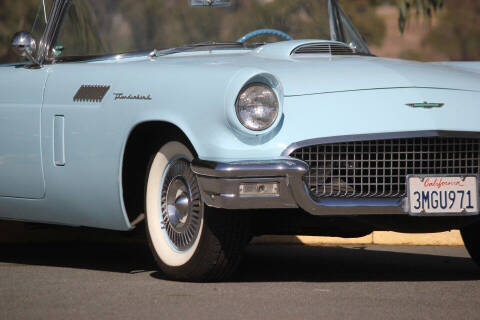 1957 Ford Thunderbird