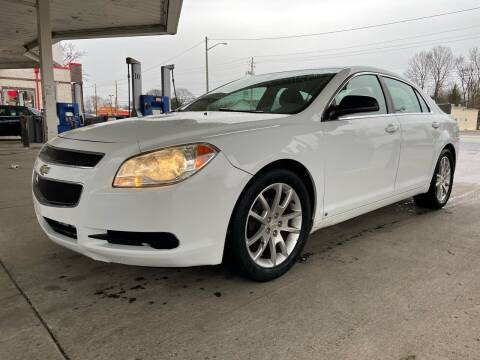 2010 Chevrolet Malibu for sale at JE Auto Sales LLC in Indianapolis IN