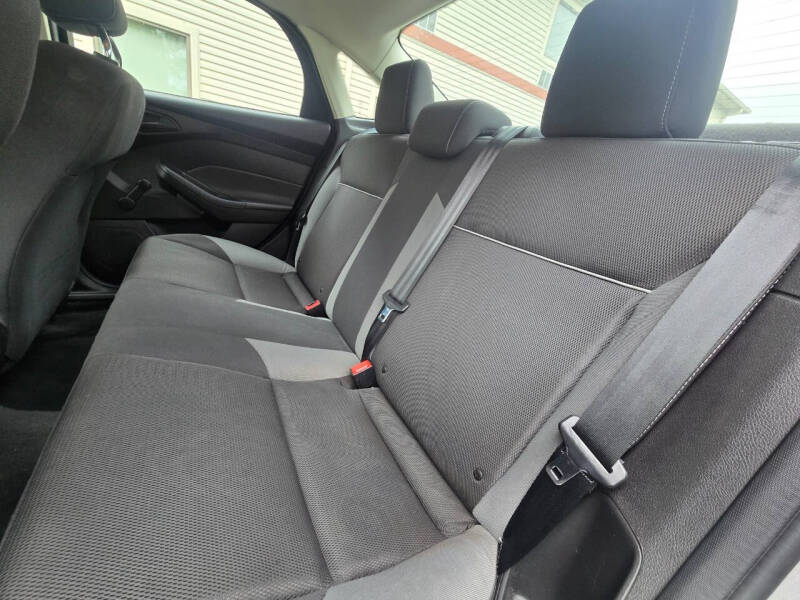 2012 Ford Focus S