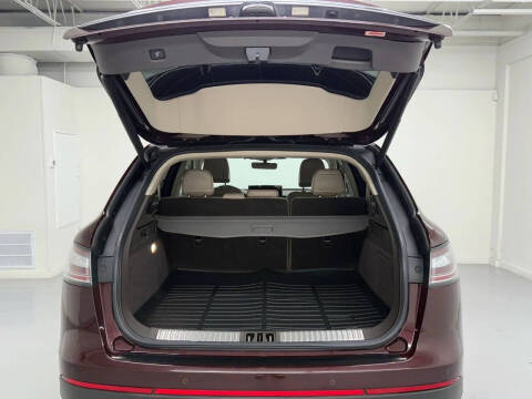 2021 Lincoln Nautilus Reserve