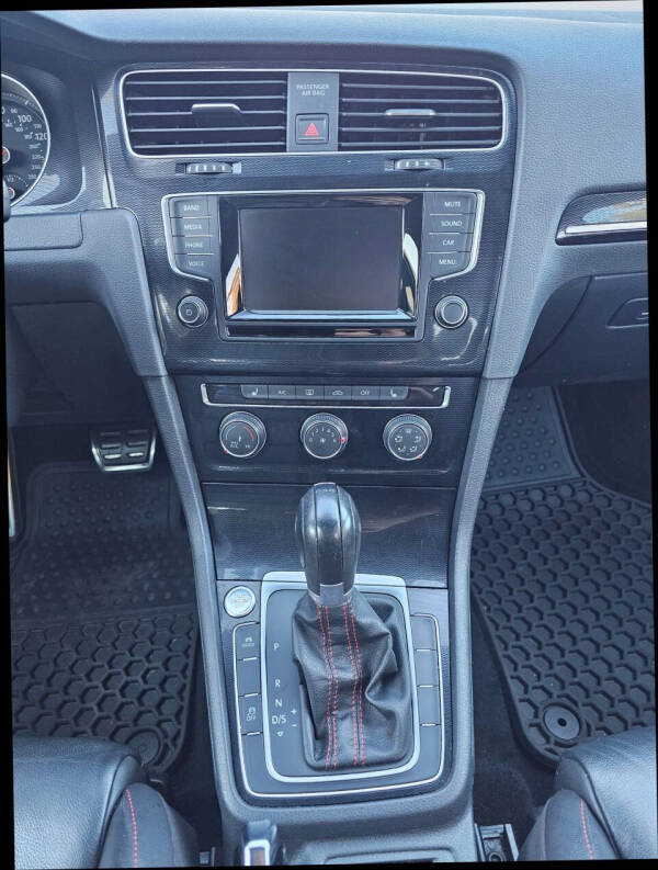 2015 Volkswagen Golf GTI