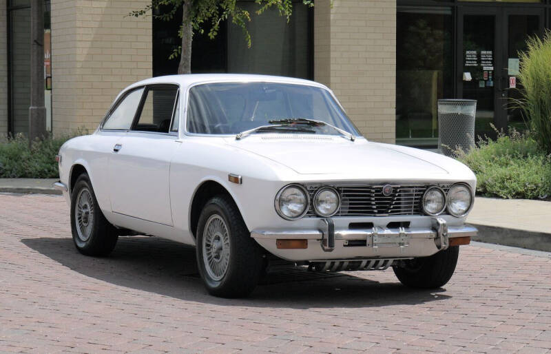 1974 Alfa Romeo GTV6