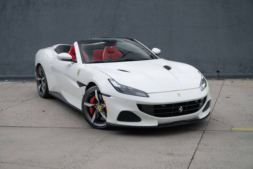 2023-ferrari-portofino-m-base-2dr-convertible.jpg
