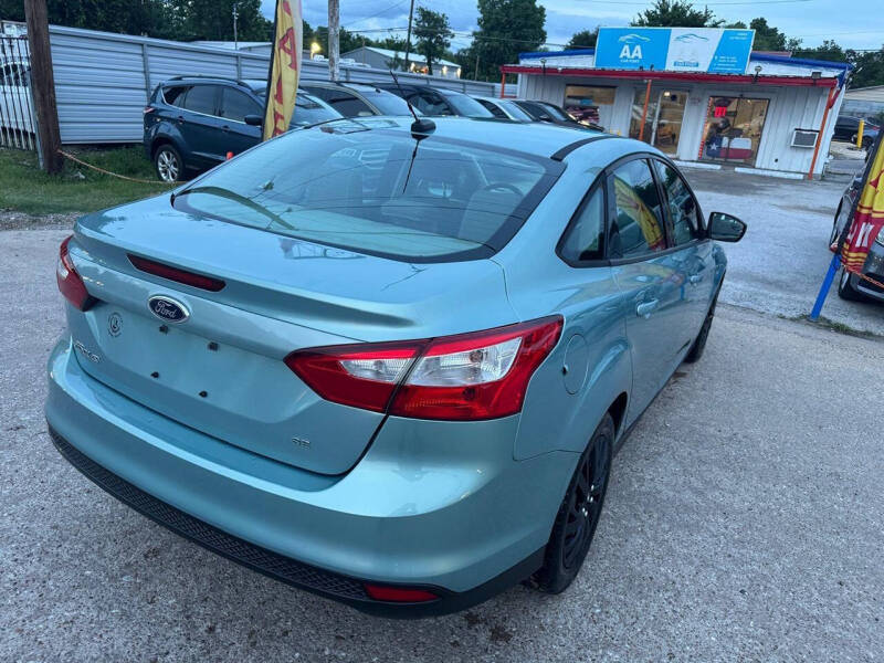 2012 Ford Focus SE