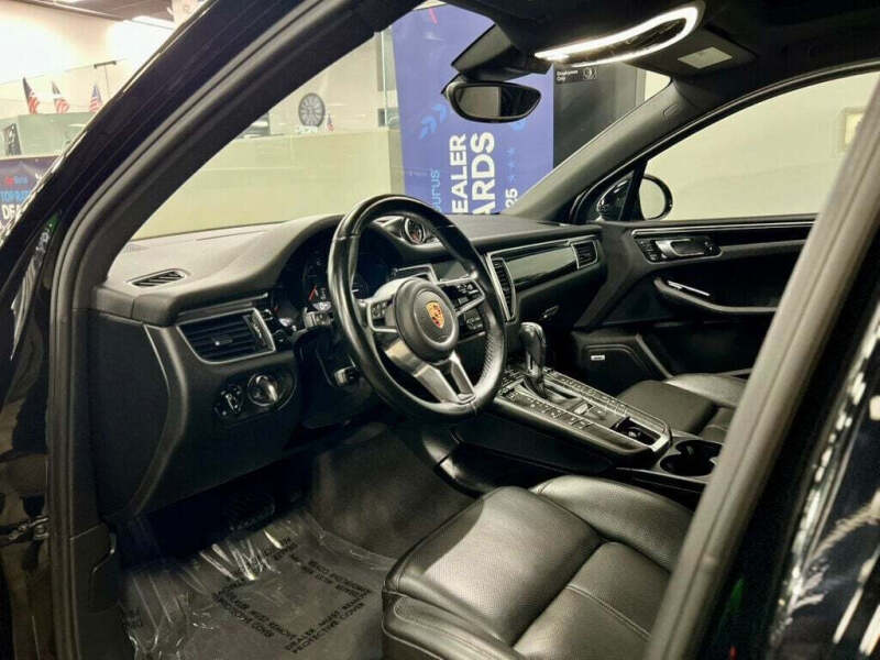 2018 Porsche Macan