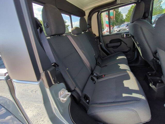 2025 Jeep Gladiator Willys