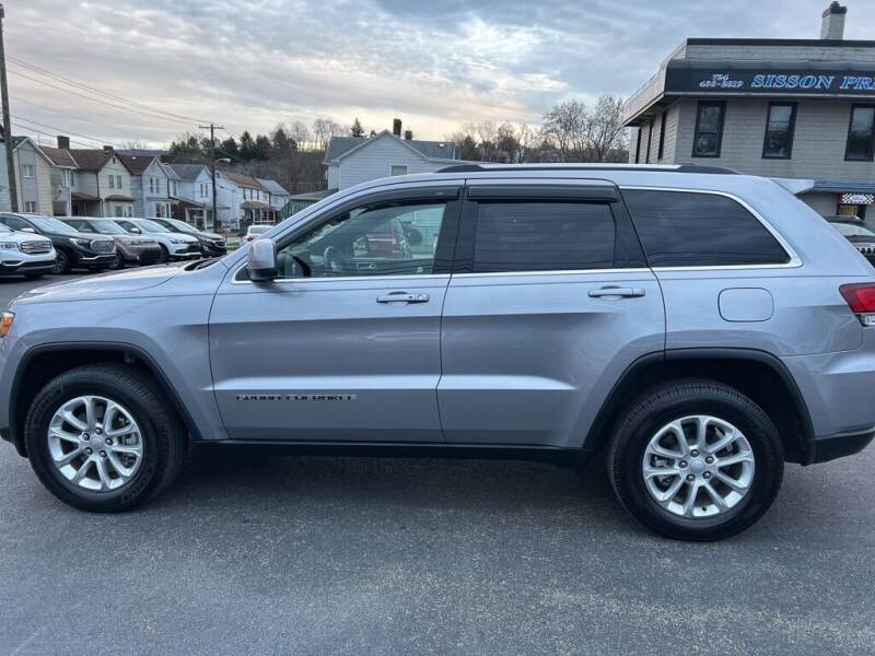 2021 Jeep Grand Cherokee for sale at Sisson Pre-Owned in Uniontown PA