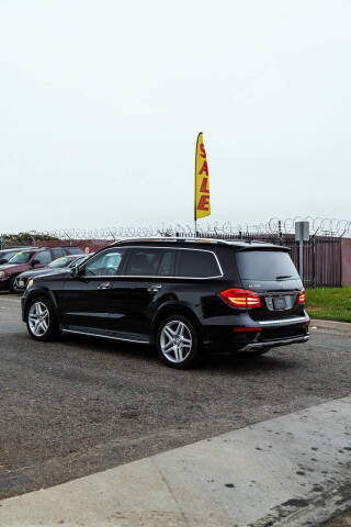 2015 Mercedes-Benz GL-Class GL 550 4MATIC