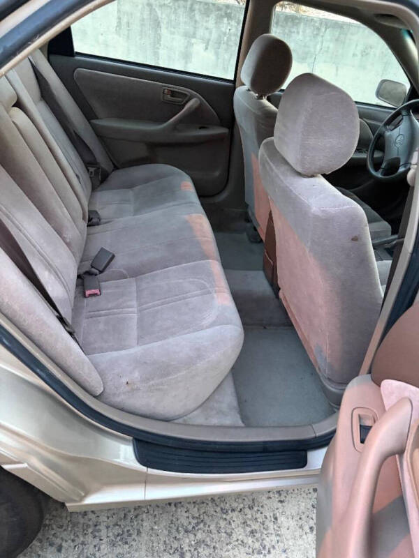 1998 Toyota Camry LE V6