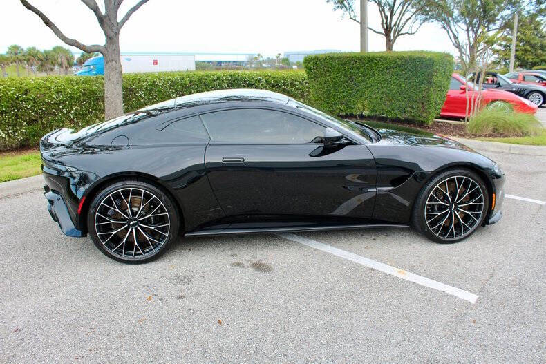 2023 Aston Martin Vantage
