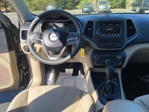 2019 Jeep Cherokee Latitude