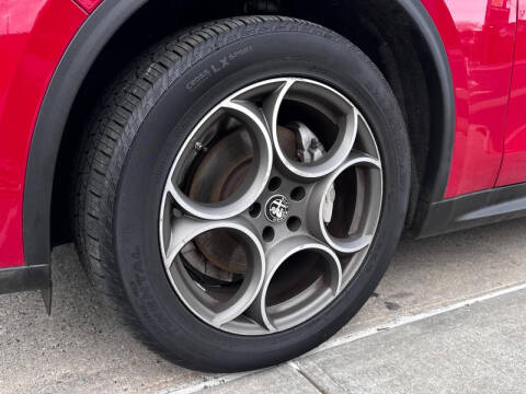 2022 Alfa Romeo Stelvio Sprint