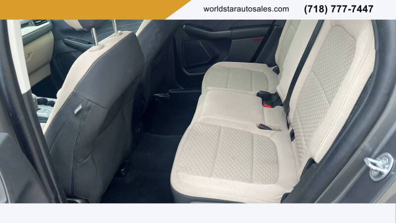 2022 Ford Escape SE