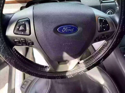 2015 Ford Taurus Limited