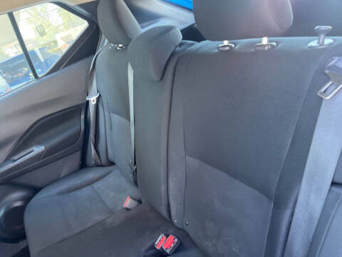2023 Nissan Kicks S