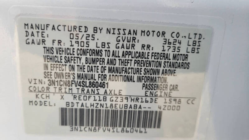 2025 Nissan Versa SR