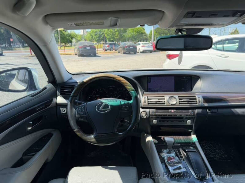 2013 Lexus LS 460