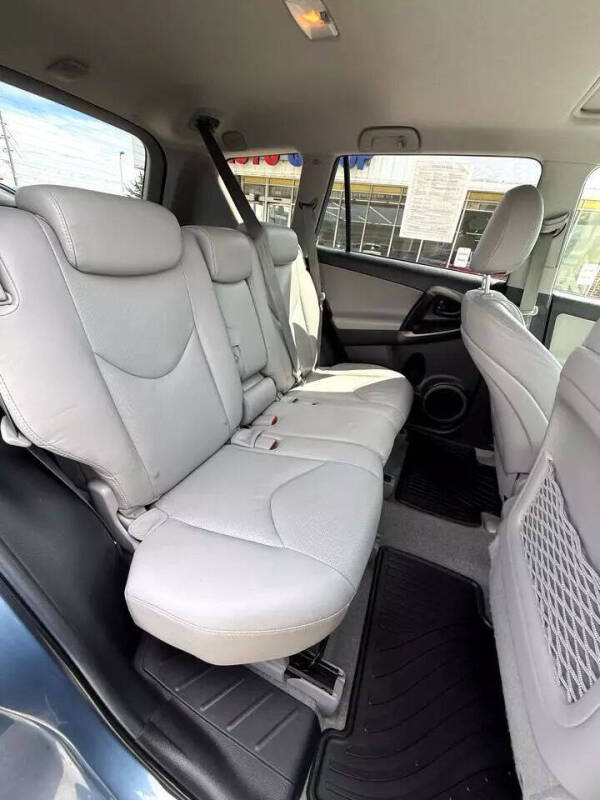 2011 Toyota RAV4 Limited