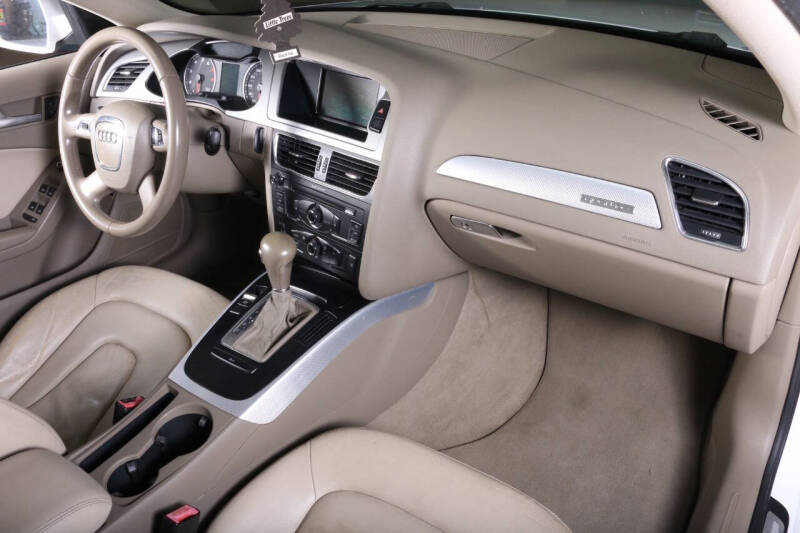 2011 Audi A4 2.0T quattro Avant Premium