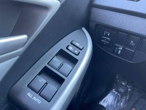 2014 Toyota Prius Four